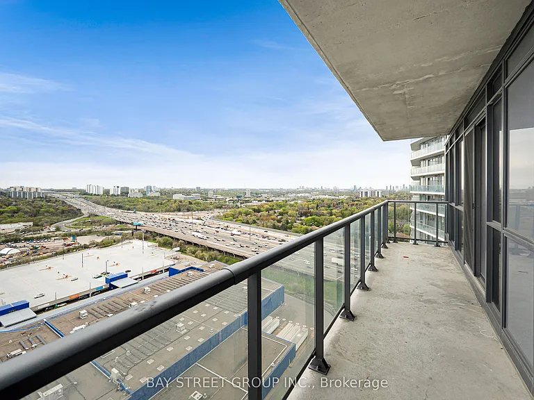 121 McMahon Dr #2708 — Photo 37