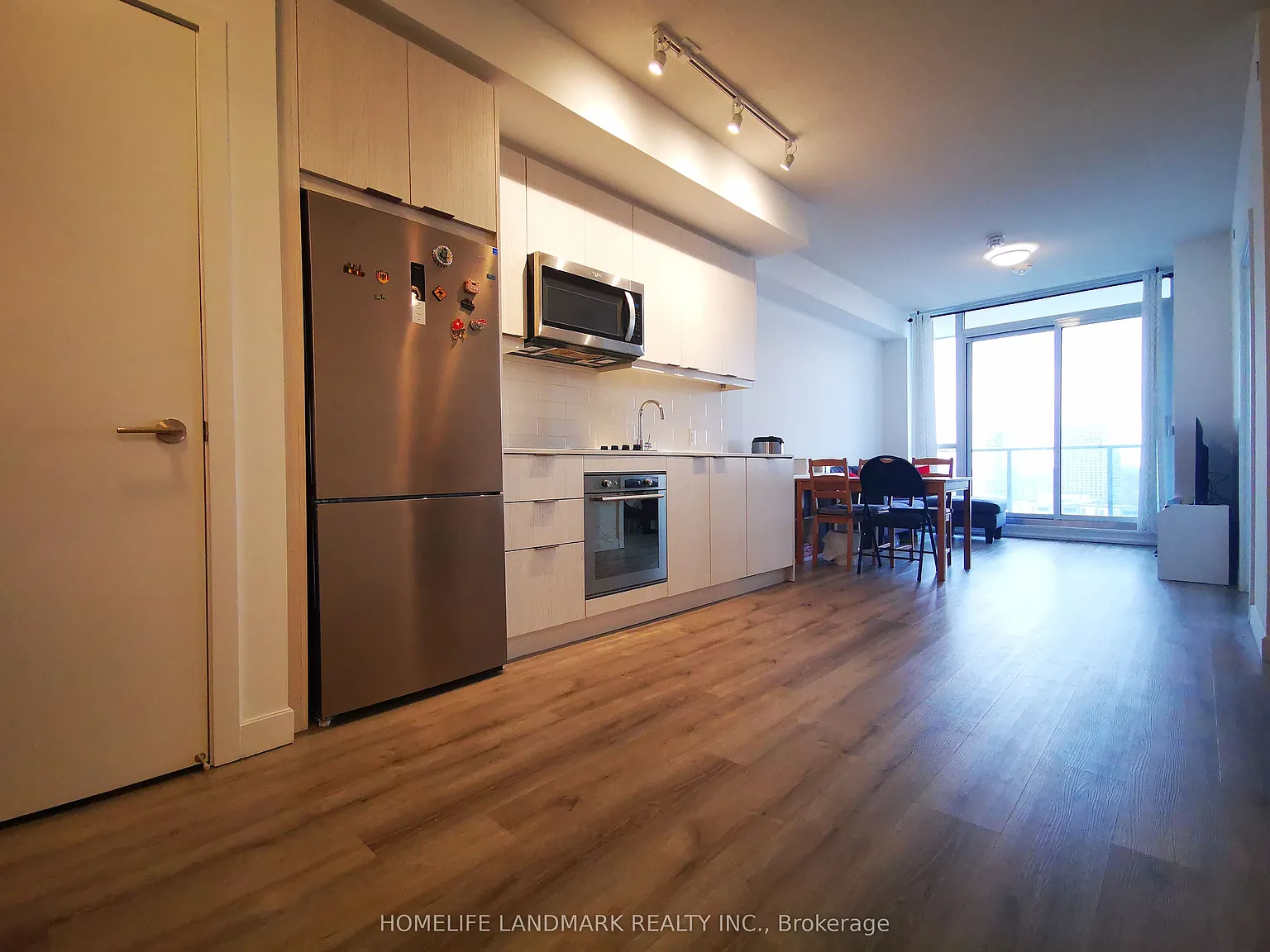 2 bed, $2,350 — Photo 3