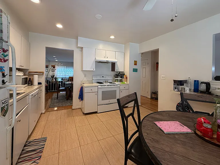 7136 Swansong Way — Photo 5