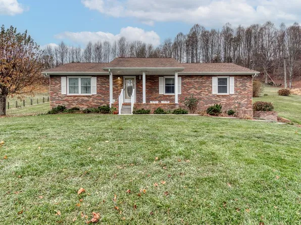 19024 Warwick Ln, Bristol, VA 24202