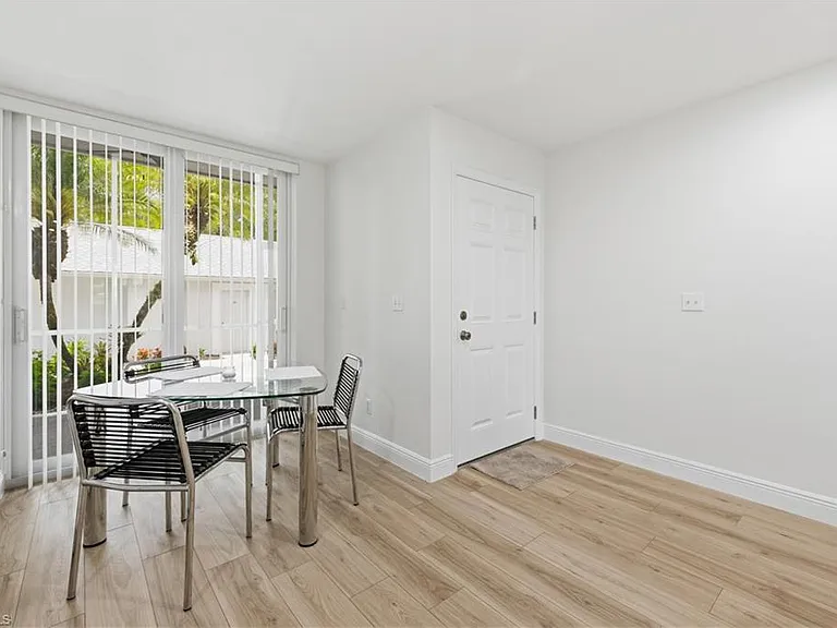 26751 Clarkston Dr #102 — Photo 9