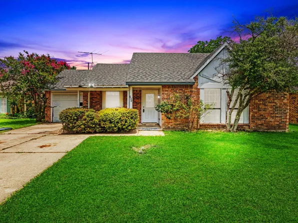 524 Carl C Senter St, Forney, TX 75126