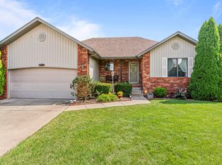 4810 S Sandy Ct, Battlefield, MO 65619