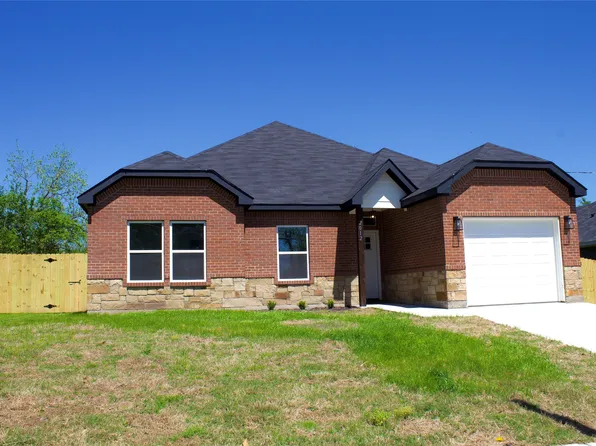 2012 Church St, Greenville, TX 75401