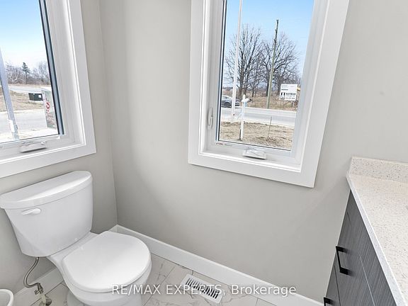 4th image of 3557 Colonel Talbot Rd #1