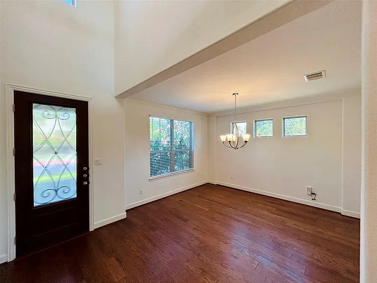103 County Road 180 Rd #76 — Photo 3