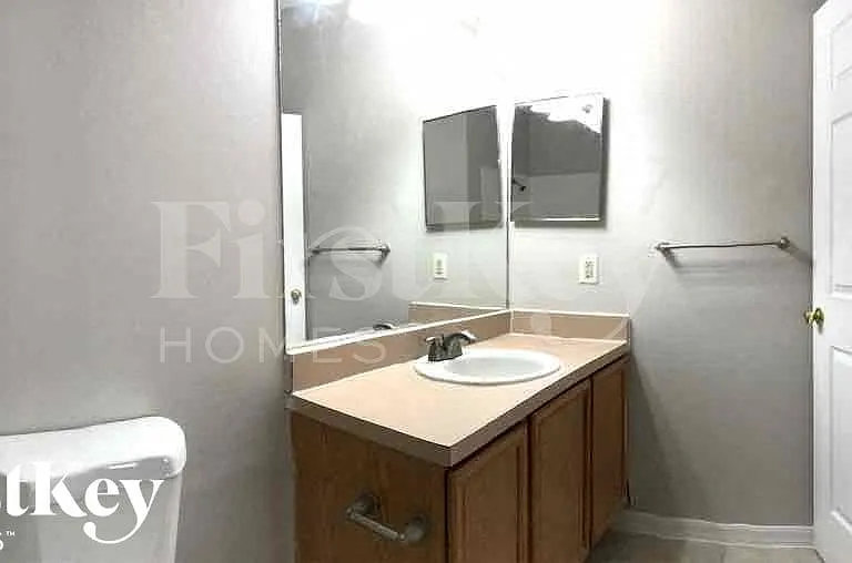 6505 Viewpoint Ct — Photo 16
