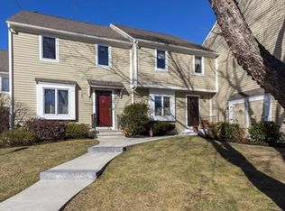 406 Lewis O Gray Dr, Saugus, MA 01906