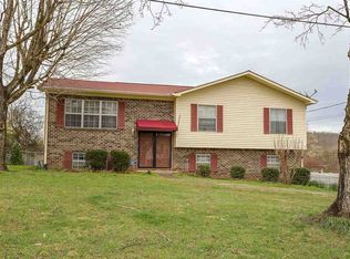 5137 Creek Bend Cir NW, Cleveland, TN 37312