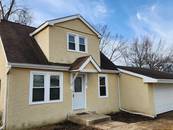 24605 66th St, Salem, WI 53168