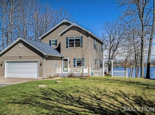 2316 W Shore Dr, Trufant, MI