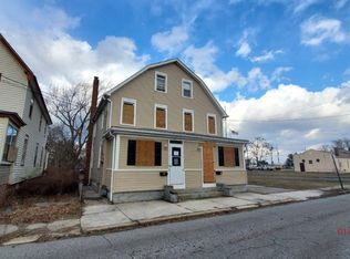 15-17 W Madison St, Paulsboro, NJ
