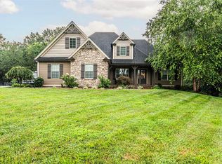 209 Cross Creek Ct, Alvaton, KY 42122