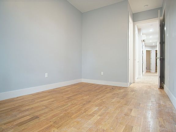 5th image of 1102 Putnam Ave #2AA
