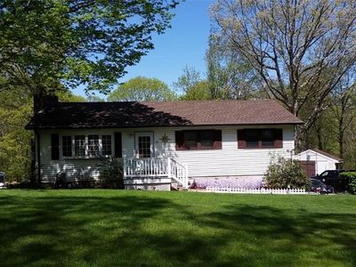 33 Clearview Dr, Norwich, CT, 06360