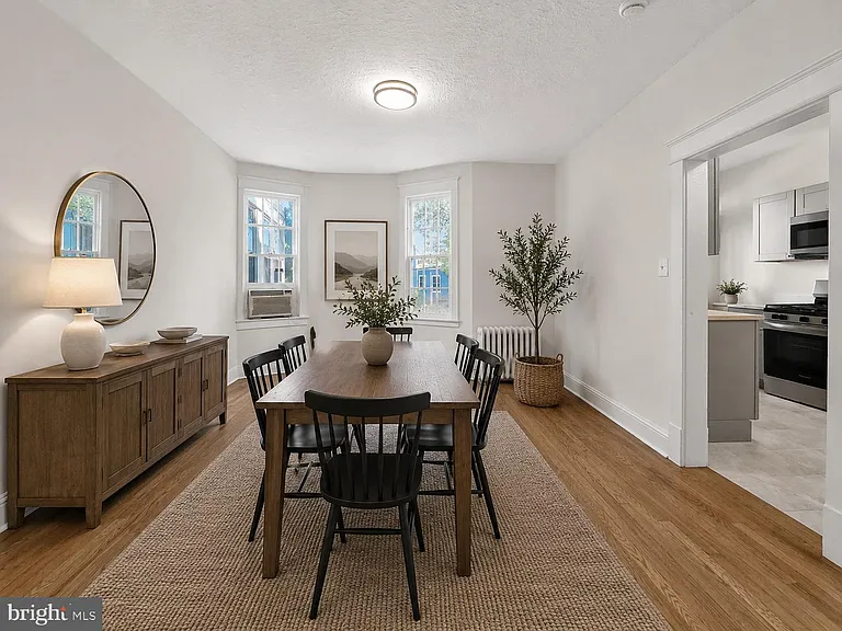 138 Bryant St NW — Photo 4