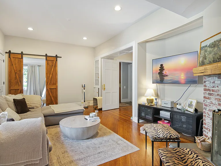 46 Hazelwood Rd #1 — Photo 23