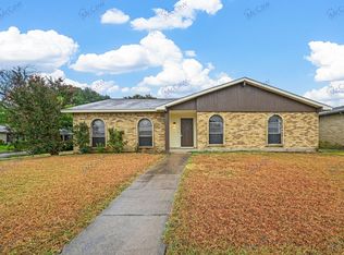 2001 Emory Oak Dr, Carrollton, TX 75007