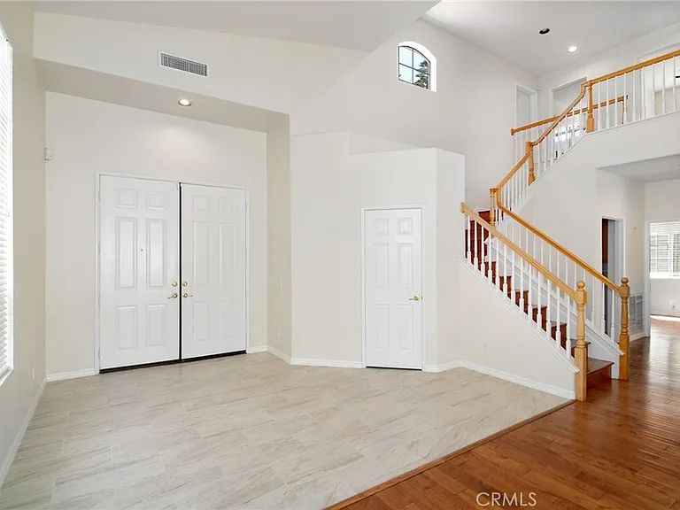 4597 El Capitan Pl — Photo 6