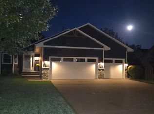 7876 Isleton Ave S, Cottage Grove, MN 55016