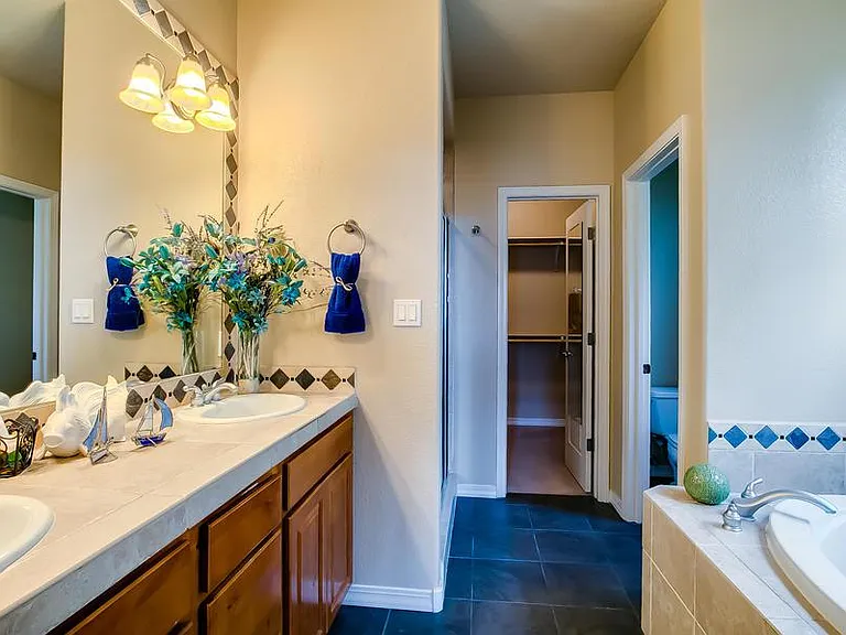 8740 Desert Fox Way NE — Photo 9