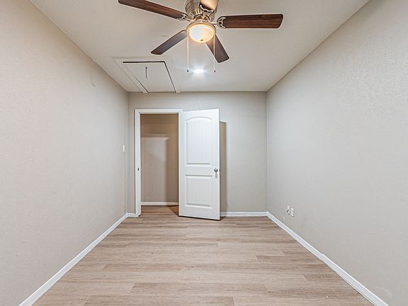 5th image of 3728 Yosemite Dr
