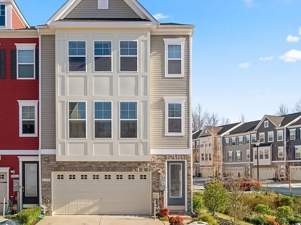 8406 Amber Beacon Cir, Millersville, MD 21108