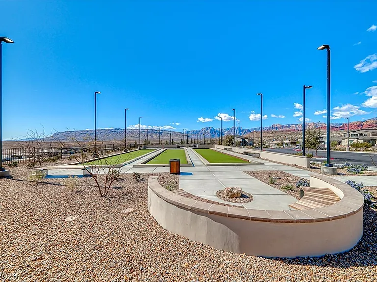 968 Woodburn Ln — Photo 40
