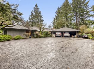 1000 SW Forest Meadows Way, Lake Oswego, OR 97034