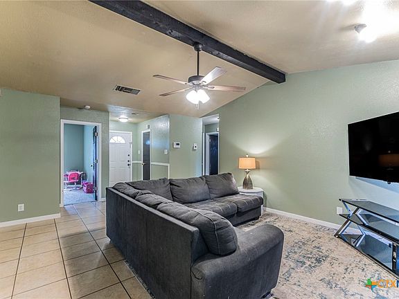 5th image of 3321 Johnson Dr