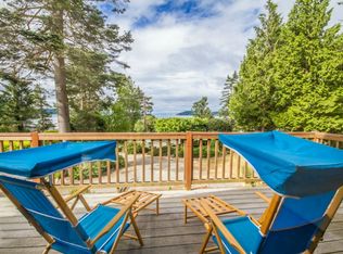 4610 Anaco Beach Rd, Anacortes, WA 98221