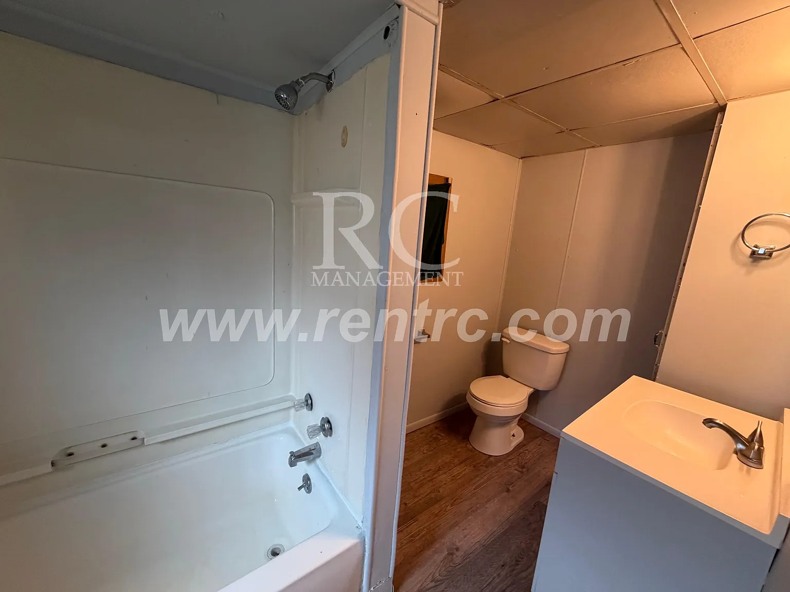 2 bed, 1000 sqft, $750 — Photo 4