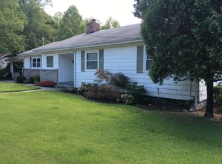 449 East Dr, Oak Ridge, TN 37830