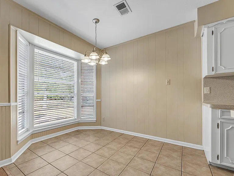 1118 Berkeley St — Photo 13
