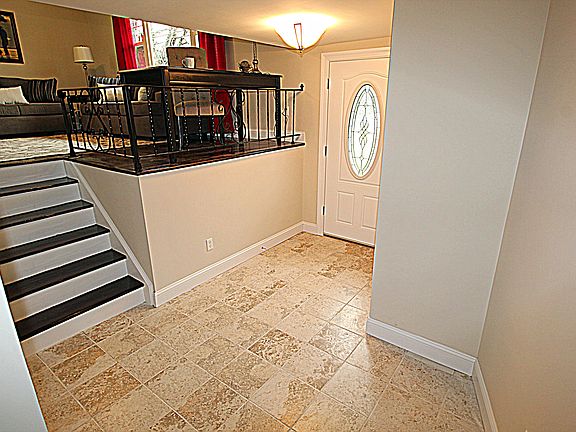 Tiled Entry Foyer