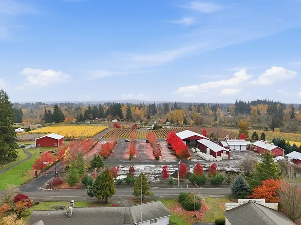 21358 Oak Ln NE, Aurora, OR 97002