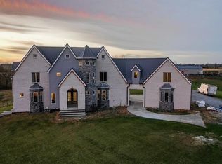 230 Sexton Rd, Harrodsburg, KY 40330