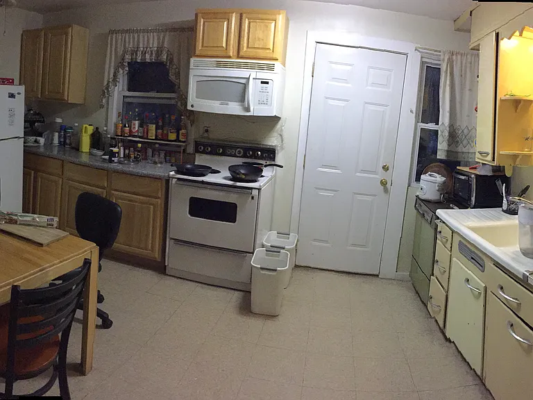 1 Bassett Pl — Photo 7