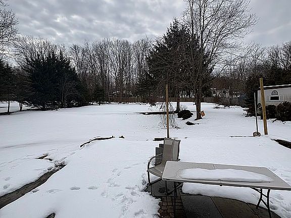 2nd image of 330 Chandler Rd