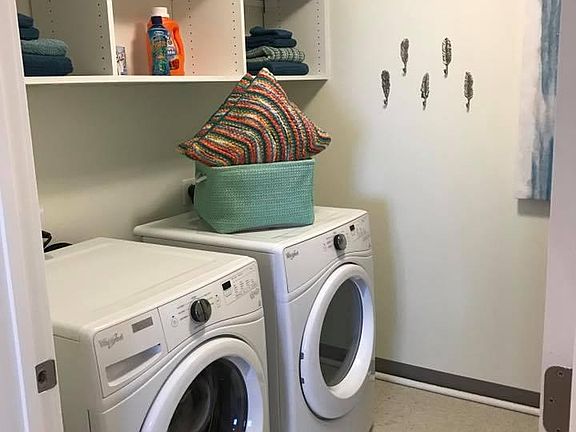 5th image of 14 Hudson Ave APT 213