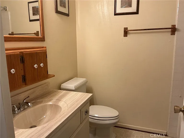 6585 Shannon Rd — Photo 16