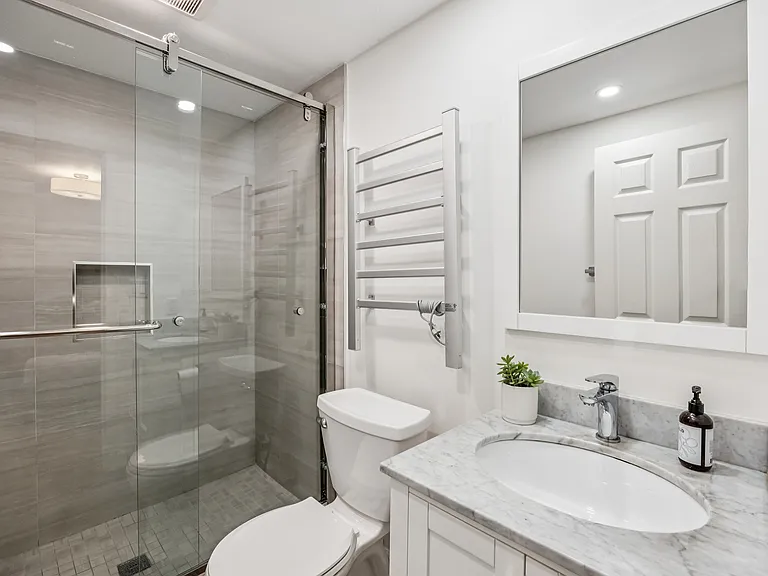 610 Hillcrest Blvd — Photo 27