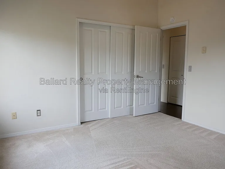 1712 NW 85th St #301 — Photo 13