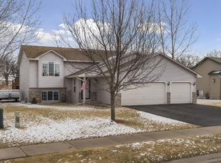 9176 Farmstead Ave, Monticello, MN 55362