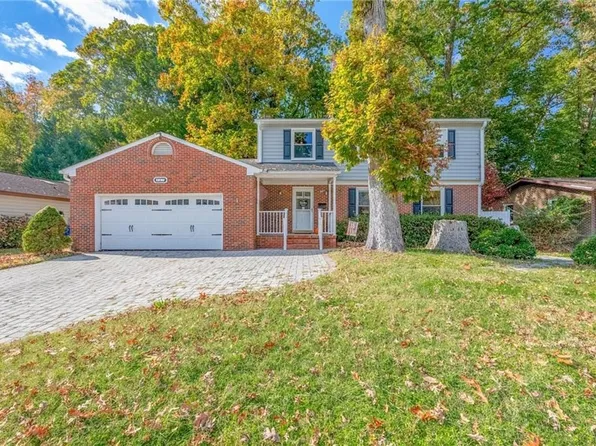 947 Lacon Dr, Newport News, VA 23608