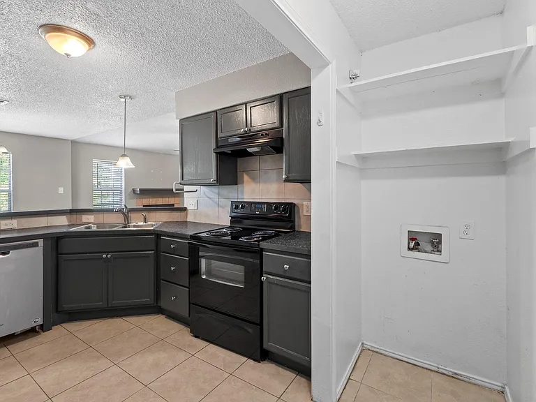 4208 Duval Rd #C — Photo 10