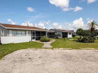 3738 SE 9th Pl, Cape Coral, FL 33904