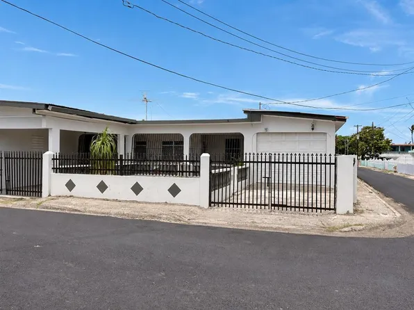 11 Singapur, Juana Diaz, PR 00795