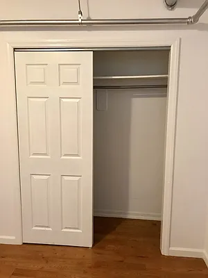 Rented by Voro, LLC | media 31