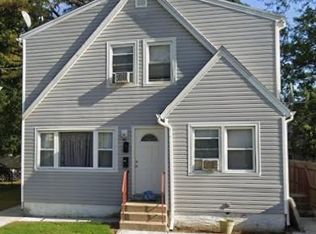 40 Mason St, Hempstead, NY 11550